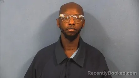 Mugshot of KAWANN MOORE