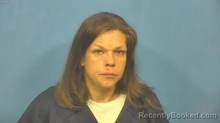 Mugshot of LINDSEY MCDOWELL booked in DuPage County, Illinois on June 19, 2026
