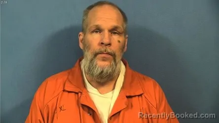 Mugshot of MICHAEL MALLOY