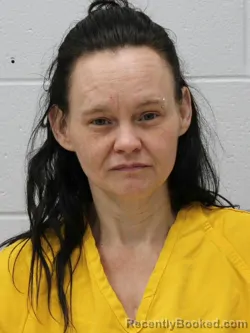 Mugshot of CASSAUNDRA F ROBERTS