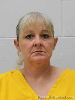 Mugshot of JAMIE JO PEPPLE booked in Franklin County, Illinois on April 8, 2026