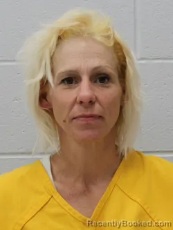 Mugshot of APRIL NICOLE MILLER booked in Franklin County, Illinois on May 5, 2026
