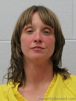 Mugshot of SCOTIE MICHELLE SLATEN