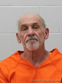 Mugshot of DARYN E MORRIS