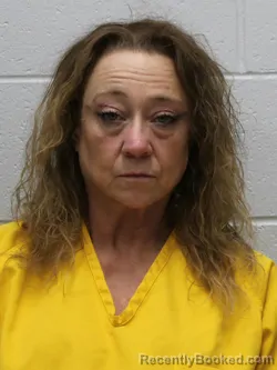 Mugshot of VICTORIA LOUISE MINOR