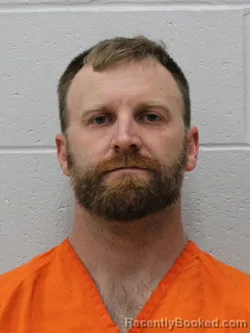 Mugshot of RYAN NATHANAEL WALLACE