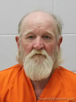 Mugshot of PAULIE J POTTS booked in Franklin County, Illinois on May 5, 2026