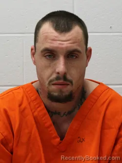 Mugshot of DEVON E MANDRELL