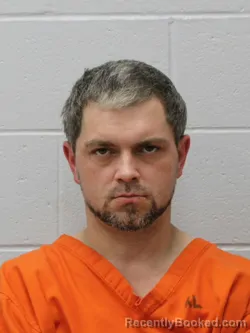Mugshot of Travis Wade Braden booked in Franklin County, Illinois on August 25, 2026
