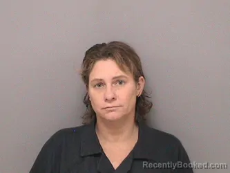 Mugshot of AMBER NICOLE MIZE booked in Jefferson County, Illinois on April 22, 2026