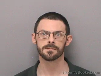 Mugshot of CHARLES L SNODGRASS booked in Jefferson County, Illinois on April 5, 2026