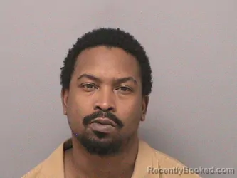 Mugshot of WILLIE J SMITH