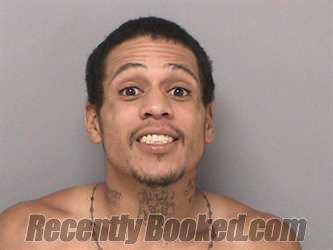 Mugshot of TRAZELL L SANDERS