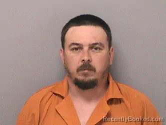 Mugshot of DUSTIN J FERGUSON booked in Jefferson County, Illinois on April 24, 2026