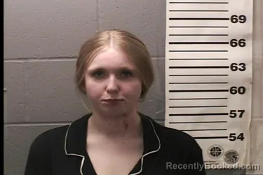 Mugshot of ISABELLA THOMPSON