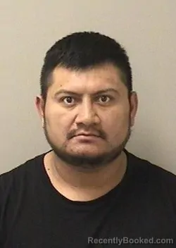 Mugshot of CHRISTIAN ROGELIO VAZQUEZ-HERNANDEZ