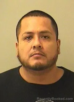 Mugshot of JONATHAN ORTIZ