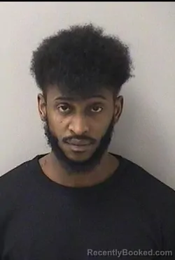 Mugshot of CLAUDE R THOMPSON