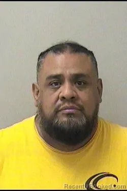 Mugshot of JUAN ROBLES-HERNANDEZ