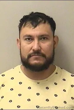 Mugshot of EDWIN M RUBIO-LARA