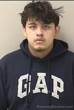 Mugshot of JORGE L MONTOYA-GUTIERREZ