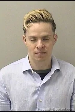 Mugshot of LORENZO I HERNANDEZ