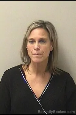 Mugshot of KENDRA S BUSSEY