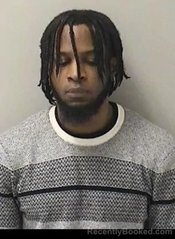 Mugshot of QUENTON GLOVER