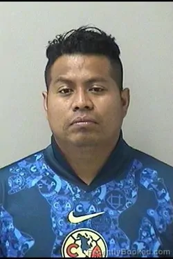 Mugshot of RODULFO ROBLERO-MORALES