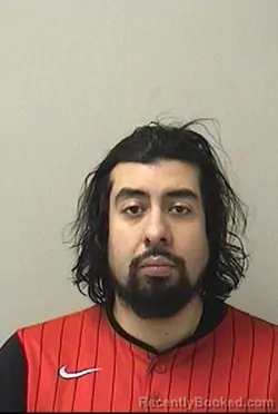 Mugshot of OSCAR CAZARES-BRAVO