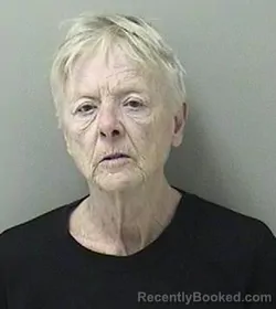 Mugshot of KELLY LYNN SMITHWICK