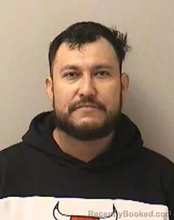 Mugshot of EDWIN M RUBIO-LARA booked in Kane County, Illinois on April 19, 2026