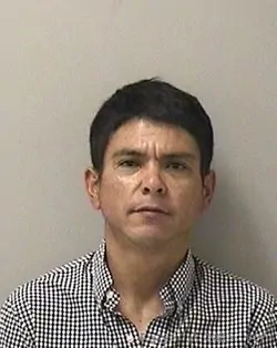 Mugshot of MARTIN ALEJANDRO RUIZ-ESQUIVEL booked in Kane County, Illinois on April 29, 2026