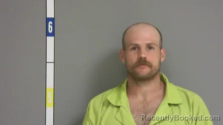 Mugshot of Travis Wade Thomas booked in La Salle County, Illinois on October 27, 2026