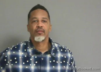 Mugshot of DEON R KELLY