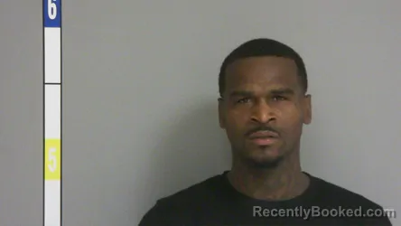 Mugshot of Adrian Javarr Green booked in La Salle County, Illinois on September 3, 2026