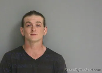 Mugshot of LOGAN T MANN booked in La Salle County, Illinois on April 27, 2026