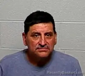 Mugshot of RAUL MIRANDA MANJARREZ booked in Lake County, Illinois on May 14, 2026