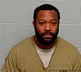 Mugshot of VITTORIO PRINCE CAMPBELL