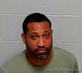 Mugshot of VON KASHIF UNDERWOOD booked in Lake County, Illinois on March 16, 2026