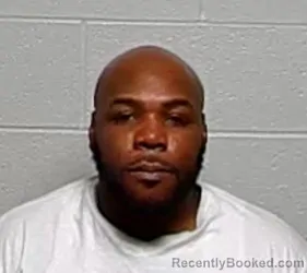 Mugshot of REGINALD A HANDY