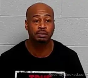 Mugshot of ALLEN DARNELL BELL booked in Lake County, Illinois on April 2, 2026