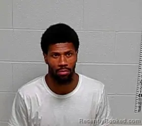 Mugshot of Antonio Scott Glenn booked in Lake County, Illinois on August 10, 2026