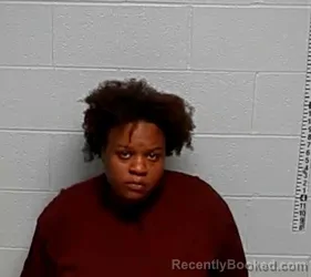 Mugshot of DAISIA L RANDLE booked in Lake County, Illinois on June 29, 2026