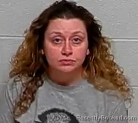 Mugshot of LISAMARIE E LOCKLEAR booked in Lake County, Illinois on March 19, 2026