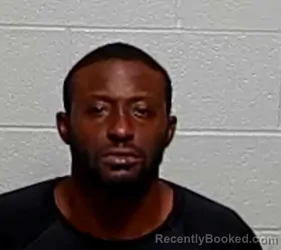 Mugshot of DRACY D'ANDRE CLAYBORN booked in Lake County, Illinois on June 27, 2026