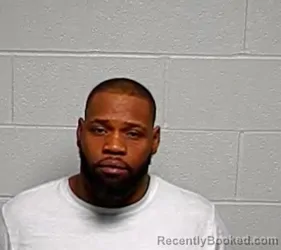 Mugshot of OSHAY R HARPER booked in Lake County, Illinois on April 5, 2026