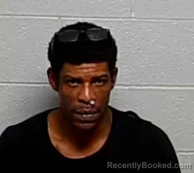 Mugshot of MARCUS M GREEN