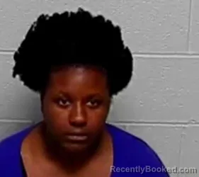 Mugshot of SHARAINA HARRIS booked in Lake County, Illinois on April 24, 2026