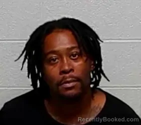 Mugshot of Queshawn T Singleton booked in Lake County, Illinois on October 8, 2026